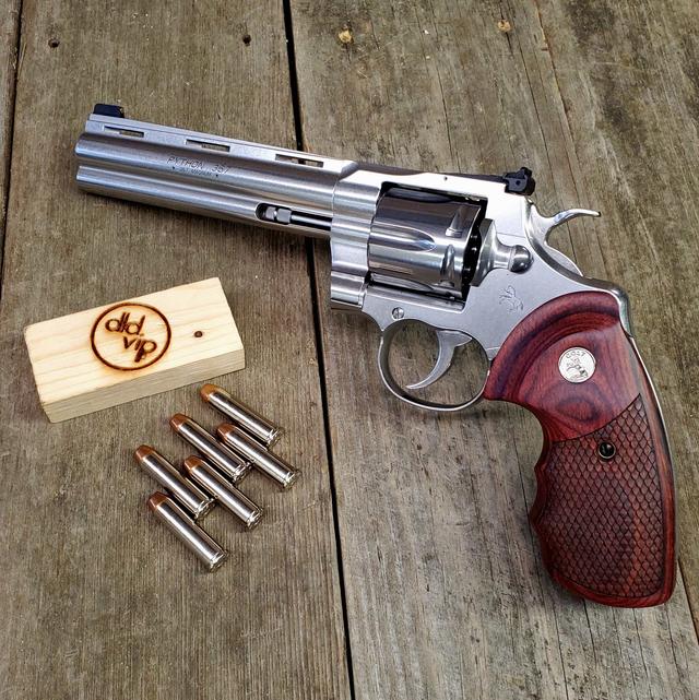 Colt Python TALO .357Mag 6