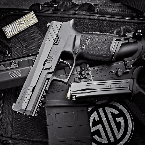 SIG Sauer P320F 9mm - 1