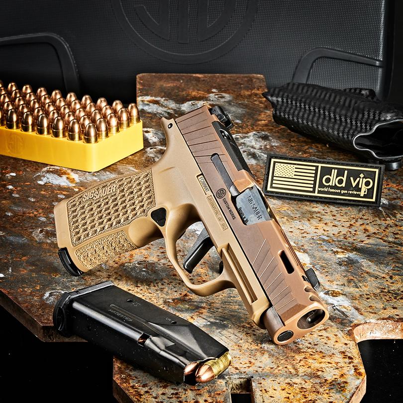 sig-sauer-custom-works-p365xl-spectre-9mm-coyote~0