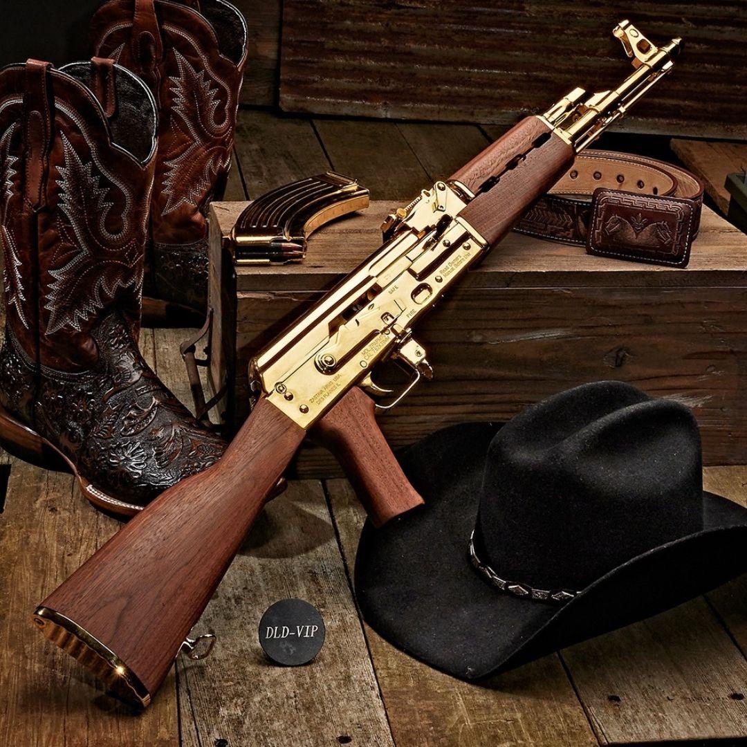 220KB 2001 null null null 6 null 9 3 2003 null MNGHBNDTAVNnVM