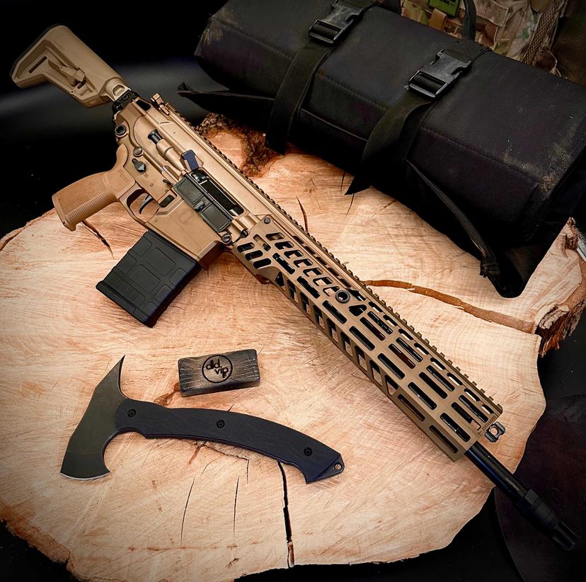 sig-sauer-mcx-spear-762x51-coyote6-side-charging~0